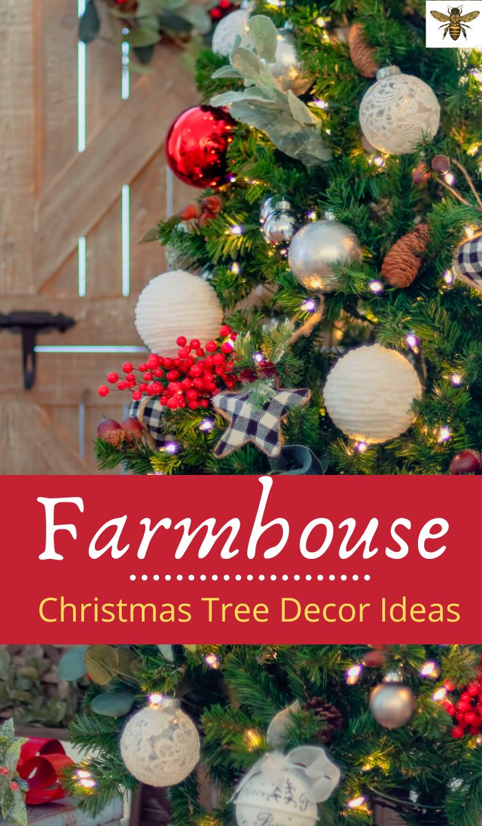 a christmas tree decorated with red, white and green ornaments is featured in this farmhouse christmas tree decor idea