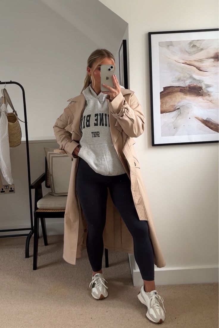 Women’s Trainers Outfit, White Trainers Outfit Winter, Woman New Balance Outfit, Nike 327 Outfit, Nb 327 Women Outfit Summer, Smart Casual Trainers Outfit Women, Outfit Ideas With Trainers, Trench Coat And Trainers Outfit, Mum Vibes Outfit