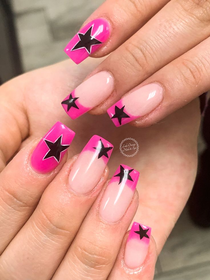 Black Hot Pink Nails, Pink And Black Star Nails, French Tip Acrylic Nails Pink, Black And Hot Pink Nails, Hot Pink And Black Nails, Hot Pink French Tip Nails, Hot Pink French Tip, Nail Designs Hot Pink, Pink French Tip Nails