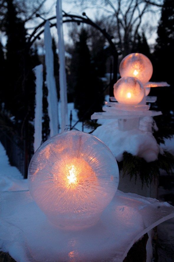 some lights that are sitting in the snow