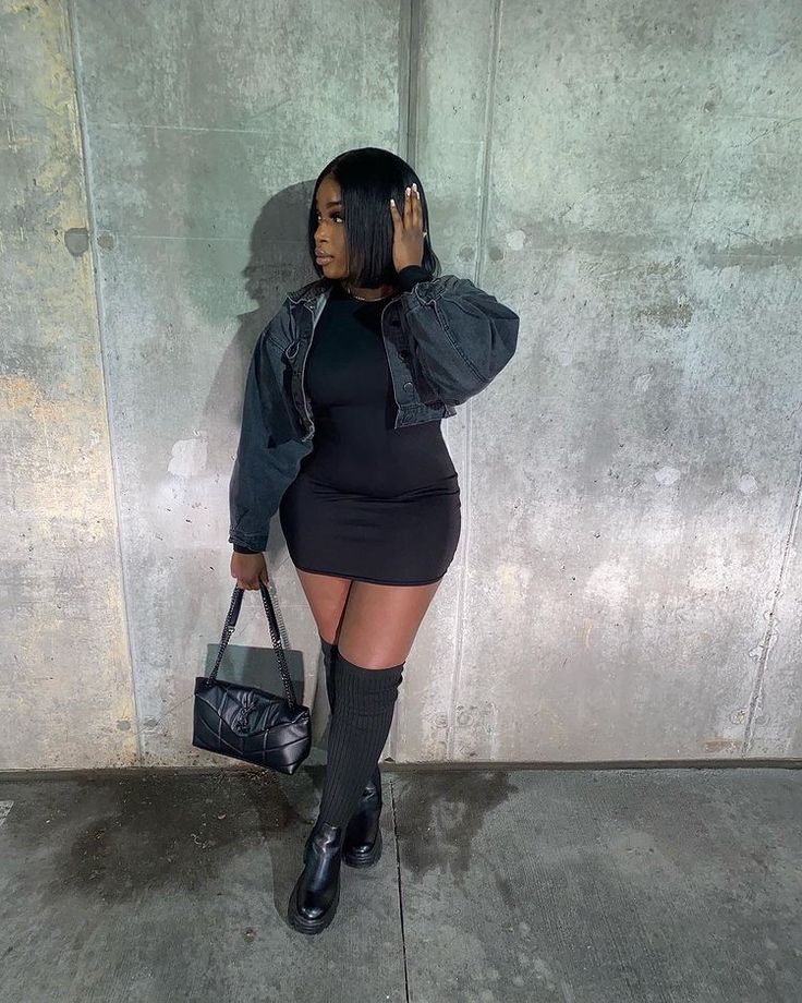 Thigh Boots Outfit Night Out, Combat Boots Outfit Fall, Black Combat Boots Outfit, Thigh Boots Outfit, Date Night Outfit Classy, Winter Date Night Outfits, Black Boots Outfit, Cute Birthday Outfits, Casual College Outfits