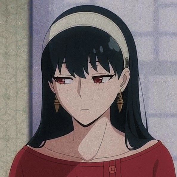 an anime character with long black hair and red eyes