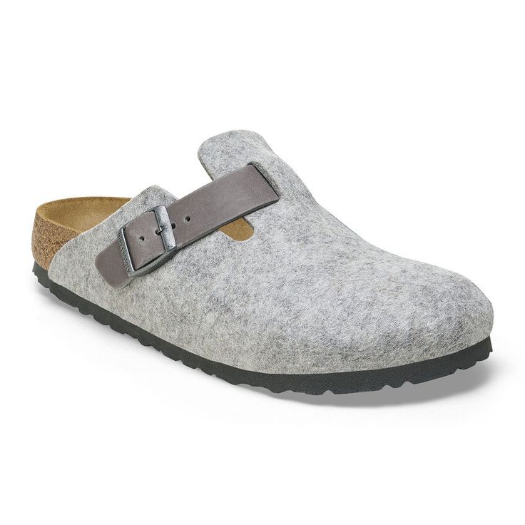 Birkenstock Styles, Boston Clogs, Birkenstock Women, Clogs Style, Birkenstock Boston, Birkenstock Boston Clog, Leather Accents, Eva Sole, Clogs Shoes