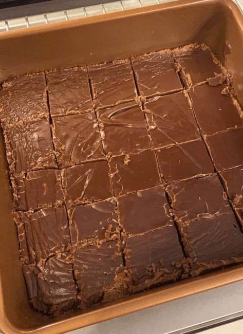 BEST RECIPE for Old Fashioned Chocolate Fudge Download. - Etsy UK Homemade Chocolate Candy, Homemade Chocolate Fudge, Best Fudge Recipe, Old Fashioned Fudge, Homemade Fudge Recipes, Grandma's Recipes, Fudge Recipes Chocolate, Fudge Recipes Easy, Homemade Fudge