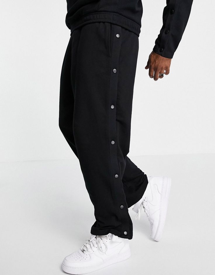 Joggers by ASOS DESIGN Your sign to stop scrolling Elasticated waistband Functional pockets Press-stud sides Oversized fit Wide Leg Joggers, Wide Leg Sweatpants, Winter Party Dress, Long Sleeve Floral Dress, Sweaters And Leggings, Maxi Dress Trend, Hoodies For Sale, Petite Maternity, Plus Size Pregnancy