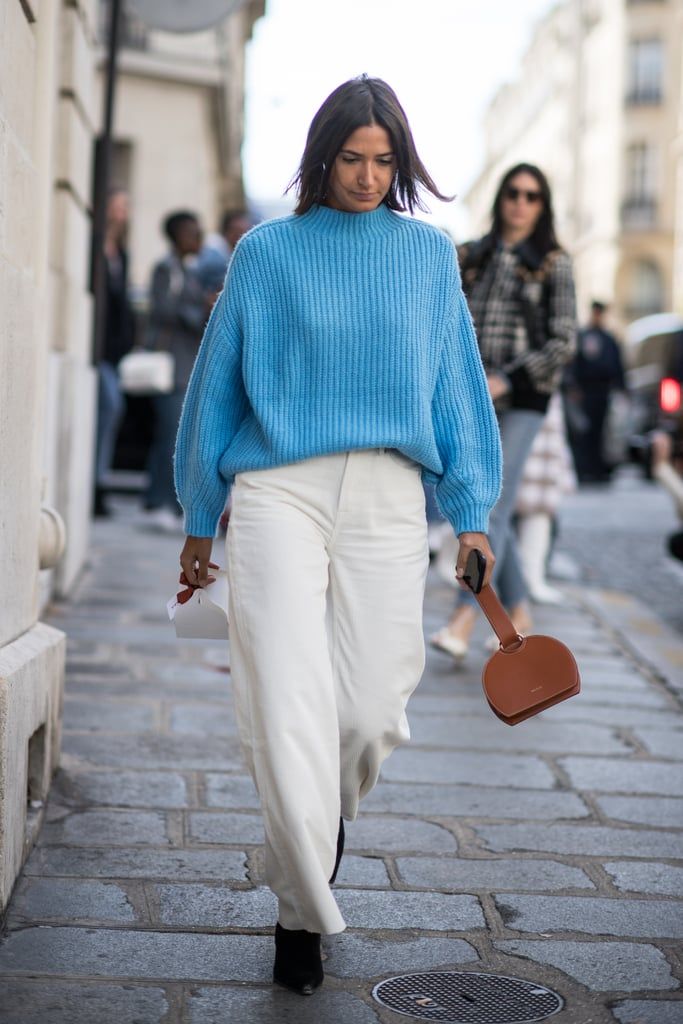 Mix a Bright Blue Sweater With a Brown Bag or Shoes, and Separate With White Denim Jumper Outfit Women, Blue Jumper Outfit, Blue Bag Outfit, Jumper Outfits, Blue Sweater Outfit, Paperbag Hose, Jumper Outfit, Colour Matching, Blue Knit Sweater