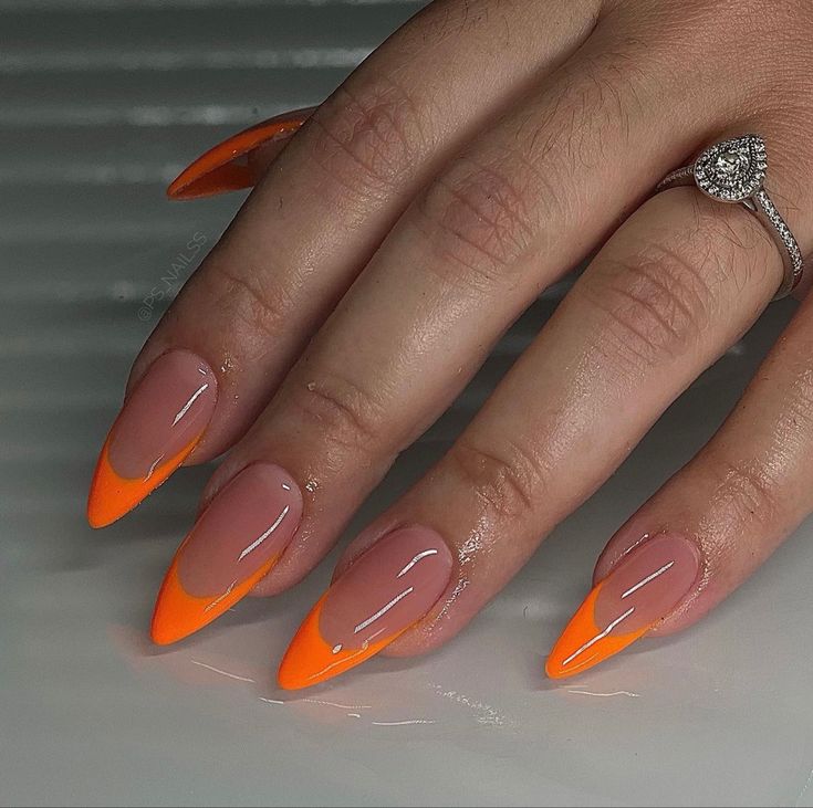 Nails With Silver, Orange Nail Art, Short French, Almond Acrylic Nails, Neon Nails, Orange Nails, Stick On Nails, Chic Nails, French Tip Nails