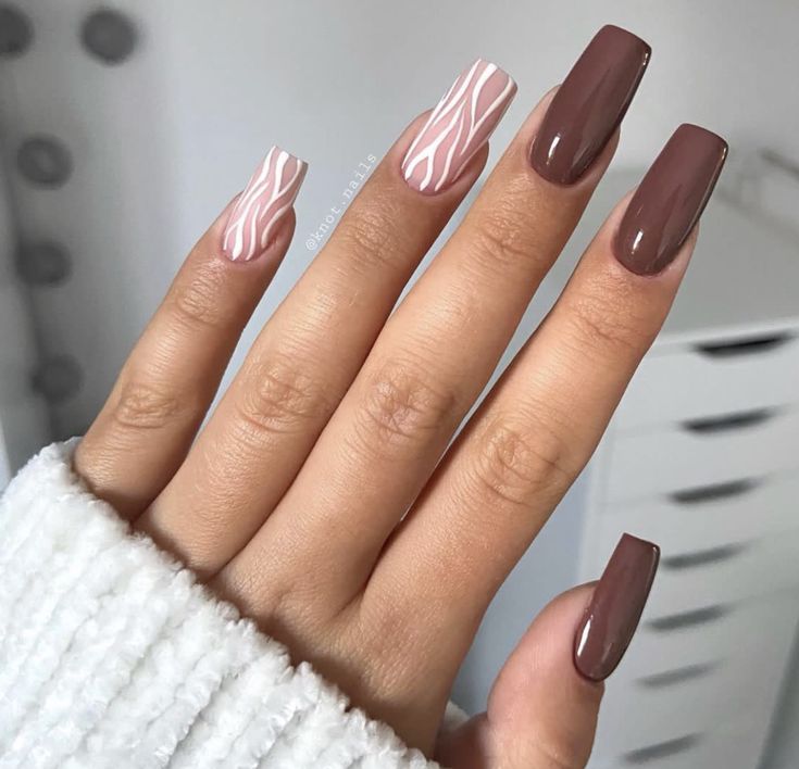 Fall Brown Nails, Chocolate Brown Nails, Nails November, Brown Nails Design, Cool Autumn, Lilac Nails, Work Nails, Fall Acrylic Nails, Unique Acrylic Nails