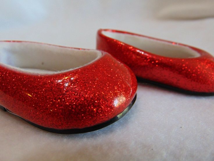 American Girl Holiday Shoes Red Sparkle Ballet Flats Dorothy Wizard of Oz Nice Sparkle Sweater Outfit, Dorothy Wizard Of Oz, Girl Holiday, Glinda The Good Witch, Holiday Shoes, Sparkle Shoes, Red Sparkle, Witch Outfit, The Good Witch