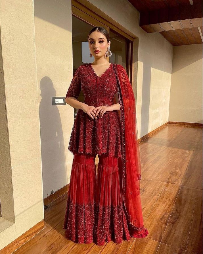 Sharara Designs, Red Bridal Dress, Indian Dresses Traditional, Kurti Designs Party Wear, Simple Pakistani Dresses, Sequence Work, Designer Party Wear Dresses, Party Wear Indian Dresses, Dress Indian Style