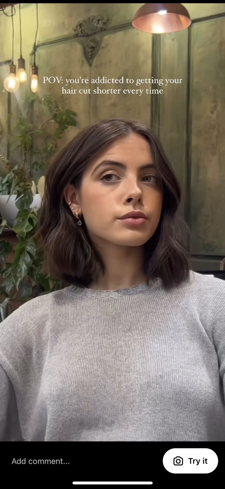 Short Hair For Straight Thick Hair, Rounded Short Hair, Shoulder Length Haircut Inspiration, Brunette Bob 2023, Short Hairstyle Women 30s Brunette, Thick Hair Choppy Bob, Lob Hairstyle Round Face, Short Brown Hair Face Framing Layers, European Short Hairstyles