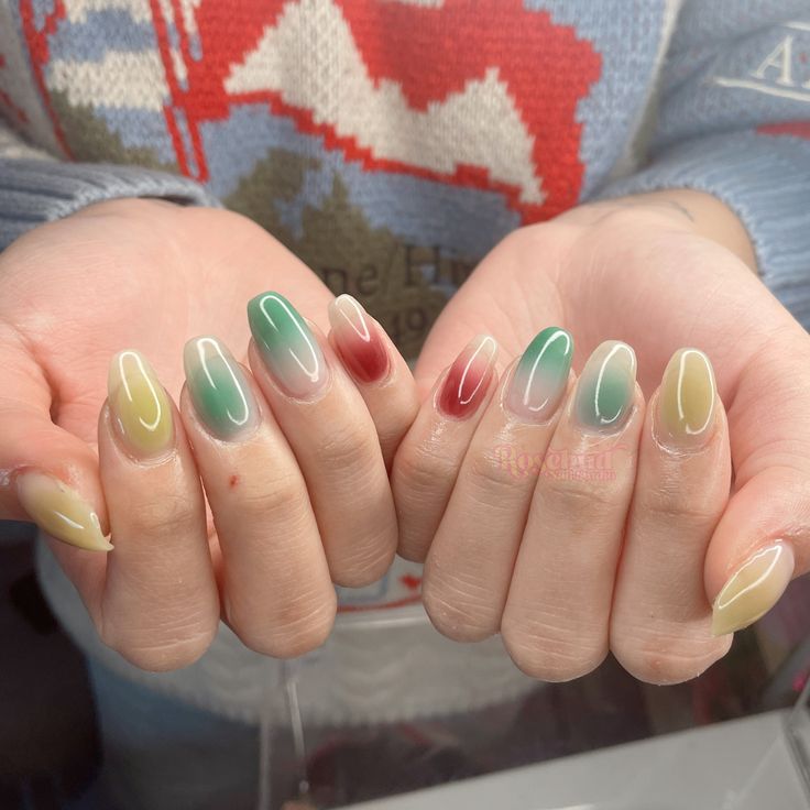 Earthy Aura Nails, Gradation Nails, Earthy Greens, Aura Nails, Airbrush Nails, Builder Gel, Gradient Nails, Nail Studio, Minimalist Nails