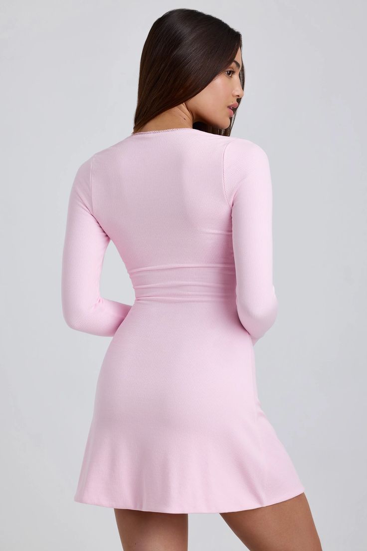 Solid Color Stretch Mini Dress For Brunch, Stretch Elastane Dresses For Brunch, Chic Pink Elastane Mini Dress, Spring Mini Dress In Elastane, Spring Stretch Knee-length Bodycon Dress, Stretch Bodycon Mini Dress For Brunch, Spring Ribbed Stretch Bodycon Dress, Ribbed Stretch Bodycon Dress For Spring, Ribbed Mini Length Dress