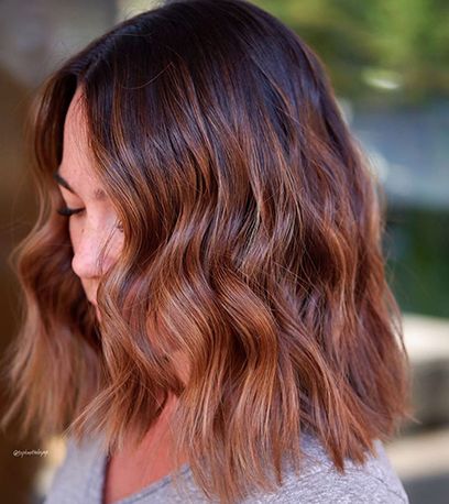 How to Create the Balayage Bob of Dreams | Wella Professionals Brunette Dimension, Brown Balayage Bob, Bob Balayage, Blonde Balayage Bob, Red Balayage Hair, Brown To Blonde Balayage, Auburn Balayage, Balayage Bob, Short Ombre Hair