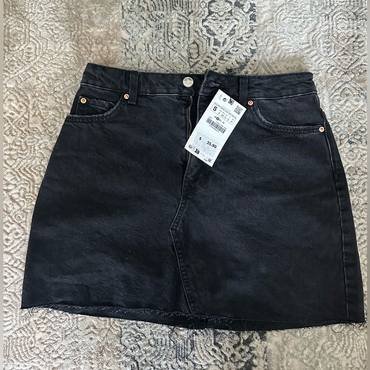 Black Denim Skirt Black Mid-rise Cotton Mini Skirt, Black Cotton Mid-rise Mini Skirt, Black Denim Skirt For Summer, Summer Black Denim Skirt, Black Denim Skirt With Pockets, Spring High Waist Black Denim Skirt, Fitted Black Denim Skirt, High Rise Black Denim Mini Skirt, Casual Black High Rise Denim Skirt