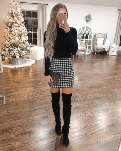 Winter Skirt Leggings Outfit, Black And White Skirt Outfit Winter, Herringbone Skirt Outfit Winter, Christmas Party Outfits Skirt, Mini Skirt Christmas Outfit, Christmas Party Outfits With Boots, Christmas Skirts Outfit, Tights Skirt Sweater Outfit, Plaid Skirt Outfit Christmas