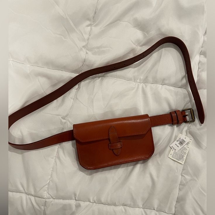 Banana Republic Leather Belt Bag. Nwt! One Size Casual Brown Satchel Belt Bag, Casual Leather Shoulder Bag With Belt, Brown Shoulder Bag With Belt For Travel, Casual Crossbody Bag With Belt, Travel Pouch Bag With Belt, Brown Belted Shoulder Bag For Travel, Casual Everyday Bags With Belt Detail, Casual Shoulder Bag With Belt For Daily Use, Brown Bags With Belt For Everyday Use