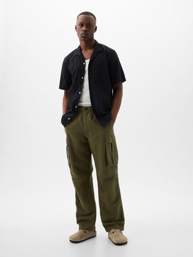 Soft linen-cotton blend cargo pants.  Button closure at E-waist.  Zip fly.  Front slant pockets, back flap pockets.  Cargo pockets at sides.  Cinch ties at hem.  * Fit: Loose.  A baggy silhouette throughout.  Note: Shay Latukolan is wearing a Gap Male Fashion Fall 2024, Modern Men’s Style, Comfortable Guy Outfits, Male Cargo Pants Outfit Street Style, Man Outfit Inspo Aesthetic, Motorcycle Mens Fashion, Laid Back Mens Outfits, Male Street Wear Outfits, Men’s Pants Style