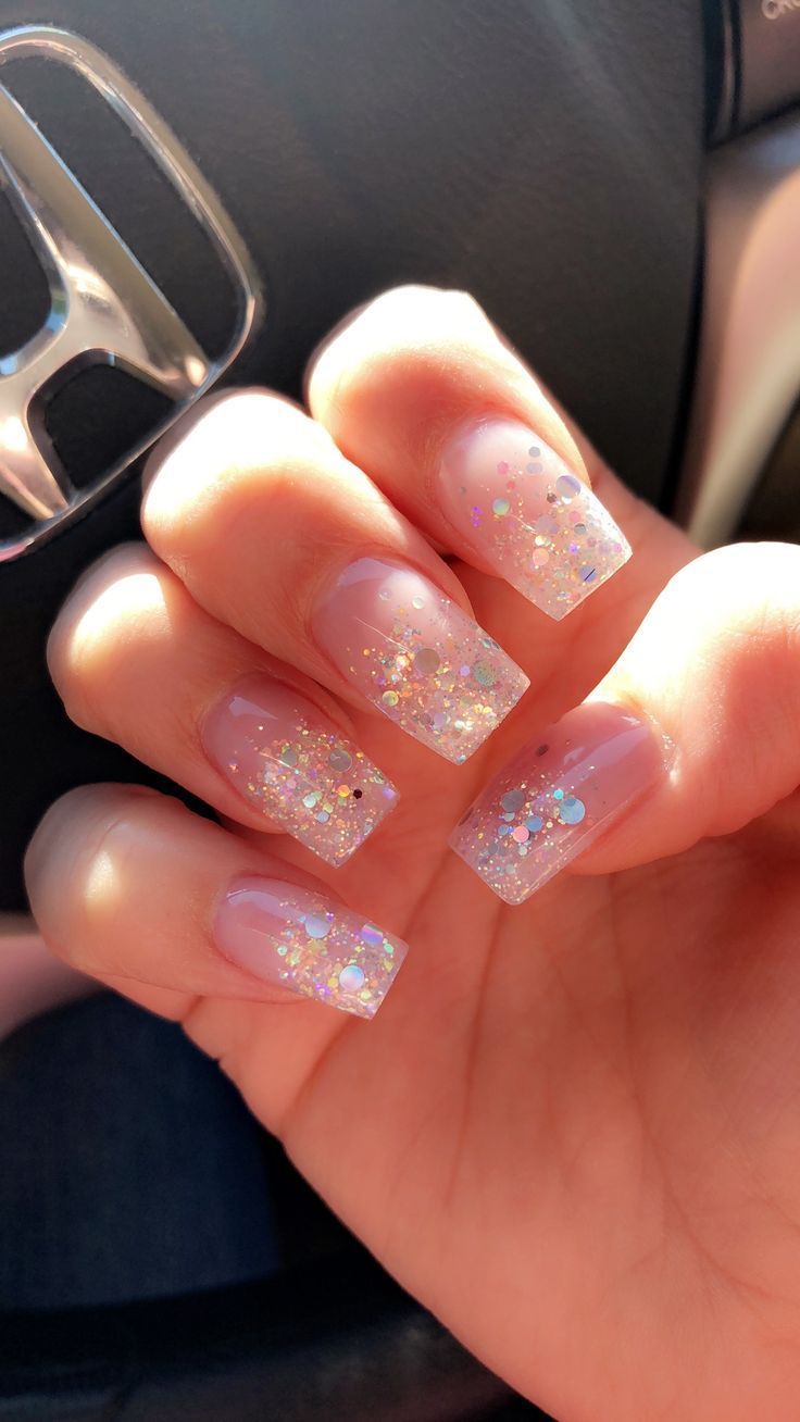 +17 Top Glitter Nails Short Sparkly Acrylic Nails, Clear Glitter Nails, Clear Acrylic Nails, Glitter Nails Acrylic, Ombre Nails Glitter, Ombre Acrylic Nails, Glitter Gel Nails, Short Square Acrylic Nails, Acrylic Nails Coffin Short