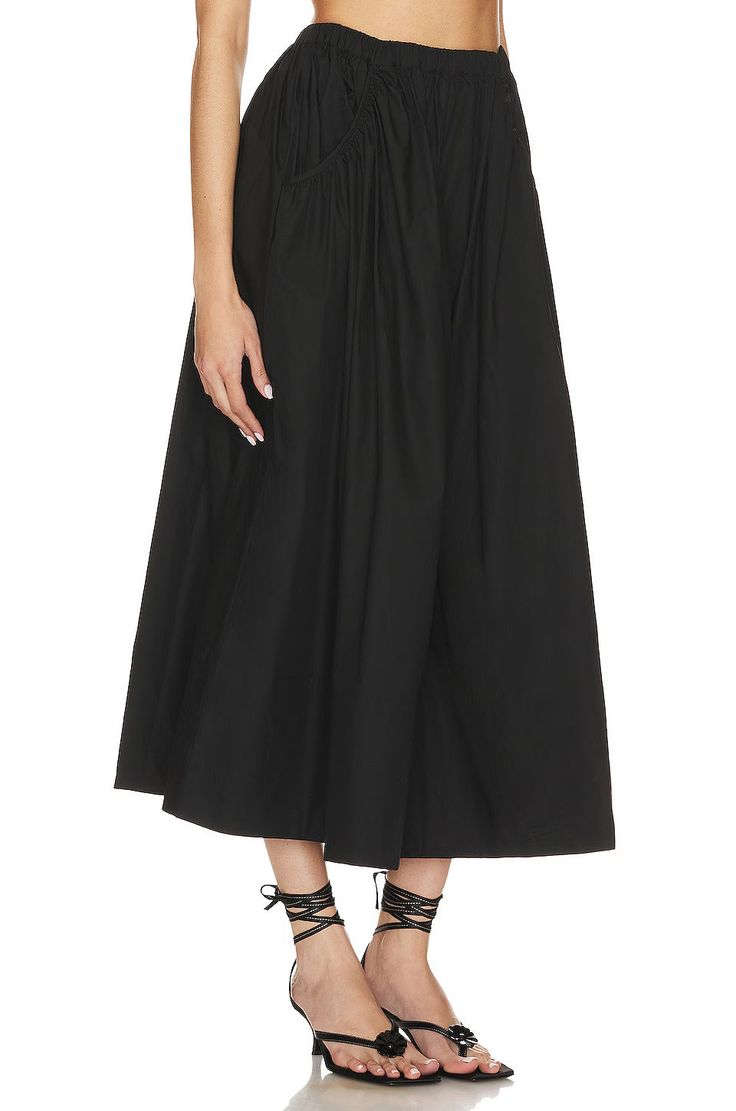 100% cotton Made in China Hand wash Double lined Pull-on styling with elastic waist Side slant pockets Crisp poplin fabric with pleated detail Elegant Midi Skirt, Long Leather Skirt, Metallic Pleated Skirt, Gauze Skirts, Solid Skirt, Ankle Length Skirt, Textured Skirt, Bubble Skirt, Black Leather Skirts