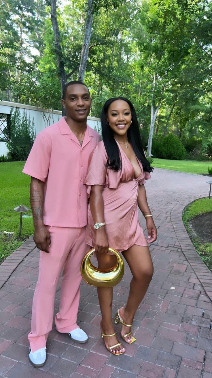 Wedding Date Outfit Couple, Couple Church Outfits, Pink Couple Outfit, Color Coordinated Outfits For Couples, Date Night Couple Outfit, Couples Outfits Black People, Formal Couple Outfits, Couple Dress Matching, Couple Date Night Outfits