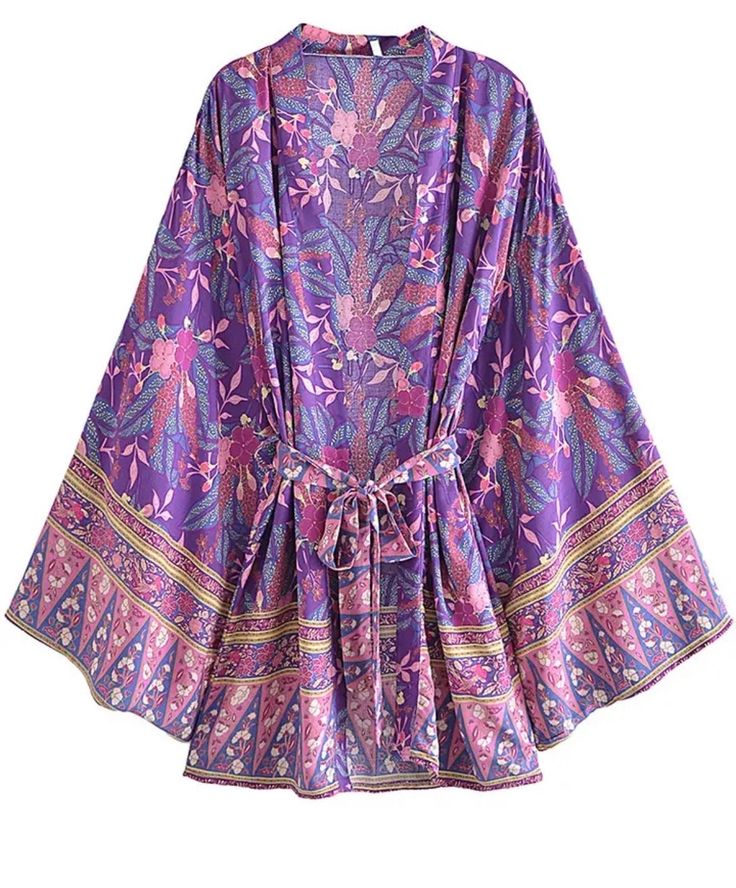 Beautiful bohemian purple belted kimono style jacket with long sleeves, with an orientalal flower print.  Matching trousers available.  100% cotton.  Machine washable at 30 degrees.  One size fits all.  40 inch bust. Purple Kimono, Boho Store, Boho Purple, Mode Kimono, Light Violet, Hippie Look, Kimono Sleeves, Boho Kimono, Belted Jacket