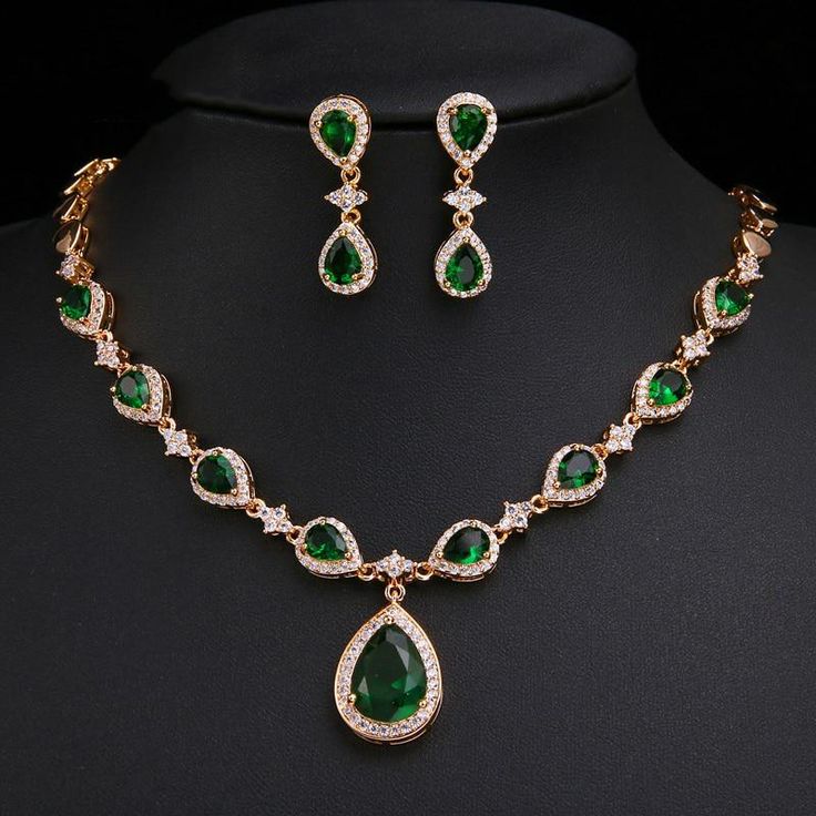 Brand Name:EmmayaMetals Type:CopperGender:WomenMaterial:Cubic ZirconiaStyle:TrendyIncluded Additional Item Description:1 Pair Earring + 1 Piece NecklaceJewelry Sets Type:Bridal Jewelry SetsFine or Fashion:FashionItem Type:Jewelry SetsOccasion:WeddingShape\pattern:GEOMETRIC Emerald Green Jewelry, Emerald Green Necklace, Bride Jewelry Set, Wedding Necklace Set, Wedding Bride Jewelry, Emerald Wedding, Crystal Jewelry Sets, Luxury Earrings, Earrings And Necklace