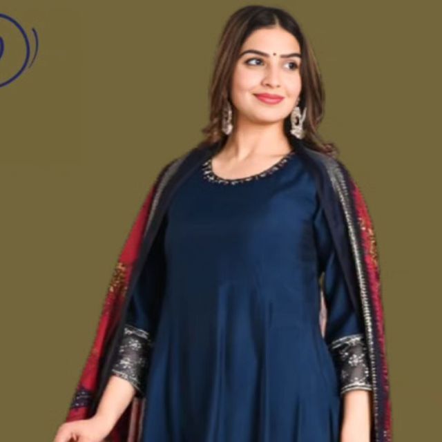 Do dhaage on Instagram: "Dive into refinement with this navy blue kurta set, which defines classic elegance. It's ideal for festive events or wedding receptions, combining heritage with modern attractiveness. Create a statement wherever you go! 💙

Dm for the product link!

#kurtaset #weddinglook #bridesmaidslook #fashion #festivewear #contrastdupatta #dodhaage #ethnicfashion #indianwear #womenclothing #viral #trending #fyp

(Women Clothing, Indian Weddings, Bridesmaids, Ethnic Wear)" Navy Blue Kurta, Blue Kurta, Indian Weddings, Wedding Receptions, Kurta Set, Wedding Looks, Ethnic Wear, Ethnic Fashion, Indian Wear