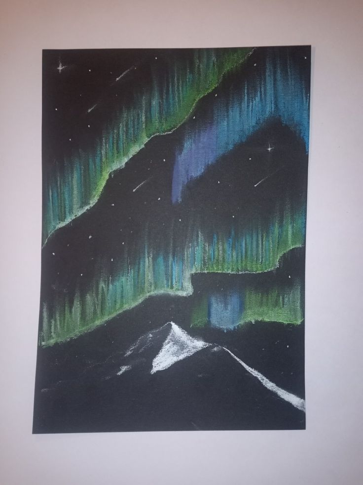 Black paper with a shadow of a snowy mountain peak light one side darker on the other. Lights blended in the sky I bright green blues and purple. Stars and shooting stars in white. Chalk Pastel Northern Lights, Chalk Northern Lights, Oil Pastel Northern Lights, Northern Lights Oil Pastels, Northern Lights Drawing, Northern Lights Art Project, Northern Lights Art, Art Docent, Winter Drawings