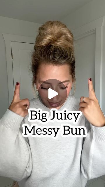 How To Do A Messy Bun With Fine Hair, Messy Bun With Scrunchie, Messy Bun For Fine Hair, Big Messy Buns, Cute Messy Buns, Easy Messy Bun, Big Juicy, Hair Grips, Hair Stuff