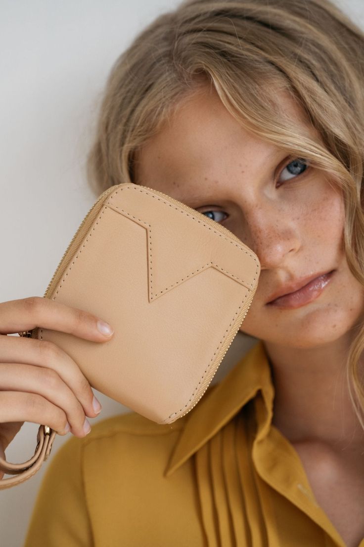 Classic Wallet - Nude - Jenn Lee Elegant Tan Leather Wallet, Textured Leather Rectangular Wallet, Everyday Leather-lined Clutch Wallet, Trendy Leather Wallet, Rectangular Shape, Tan Leather Wallet, Rectangular, Leather Artisan, Cow Leather, Gold Hardware, Timeless Style