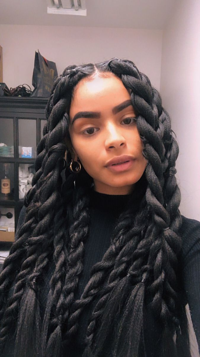 Big Twist Hairstyles, Large Jumbo Twist, Big Twists For Black Women, Big Jumbo Twist, Jumbo Twist With Curly Ends, Jumbo Hairstyles, Big Twist Braids, Voluminous Braids Black Women, Jumbo Twist With Brazilian Wool