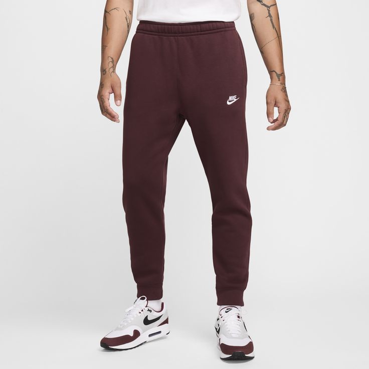 A closet staple, the Nike Sportswear Club Fleece Joggers combine a classic look with the soft comfort of fleece for an elevated, everyday look that you can wear every day. Nike Fall Streetwear Joggers, Nike Casual Joggers, Nike Joggers For Fall Loungewear, Nike Solid Sweatpants For Winter, Nike Sweatpants For Winter, Nike Casual Sweatpants For Fall, Nike Casual Fall Sweatpants, Casual Nike Sweatpants For Fall, Nike Cotton Joggers For Workout