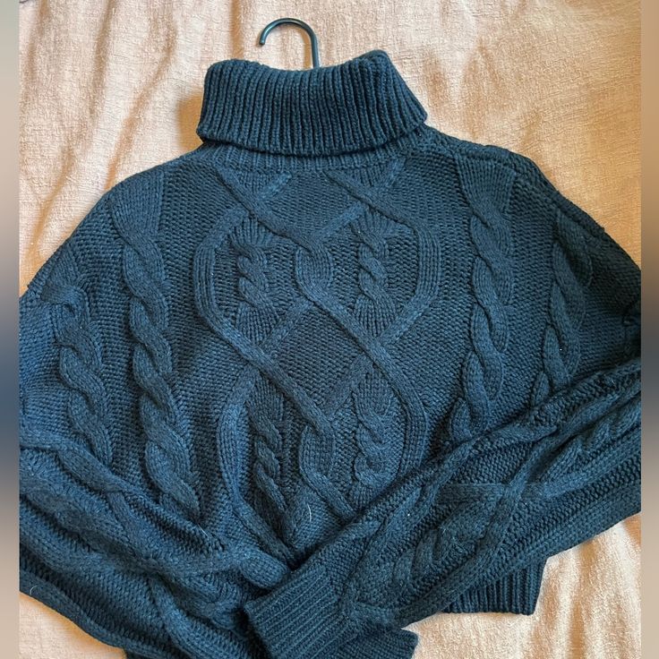 Slightly Cropped Never Worn Black Cable Knit Cropped Sweater For Fall, Black Turtleneck Cropped Sweater Casual, Casual Black Turtleneck Cropped Sweater, Long Sleeve Cropped Cable Knit Sweater, Black Cable Knit Cropped Sweater, Blue Fitted Knit Cropped Sweater, Cozy Blue Knit Cropped Sweater, Shein Sweater, Cropped Sweater