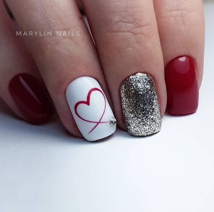 Valentines Nail Art Designs, Heart Nail Designs, February Nails, Nail Designs Valentines, Simple Gel Nails, Shellac Nails, Nails 2024, Kandy, Heart Nails