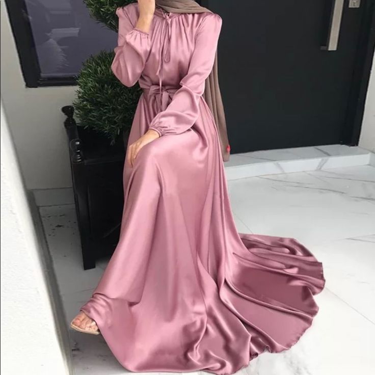 Satin Material Modest Dress, Comes With Rope For Perfect Fit. Hand And Machine Washable. Comes In Three Colors. Navy Blue Black Salmon Hijab Stile, Estilo Hijab, Muslim Dress, Abaya Dress, Hijabi Fashion, Evening Dresses Elegant, Hijab Dress, Long Sleeve Maxi, Muslim Women