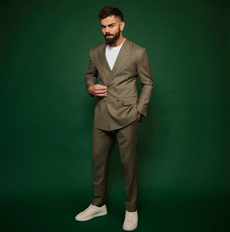 Long Blazer Outfit, Virat Kohli Hairstyle, Life Struggle, Best Indian Wedding Dresses, Virat Kohli And Anushka, Suits And Sneakers, Stylish Men Wear, Captain America Wallpaper, Easy Photography Ideas