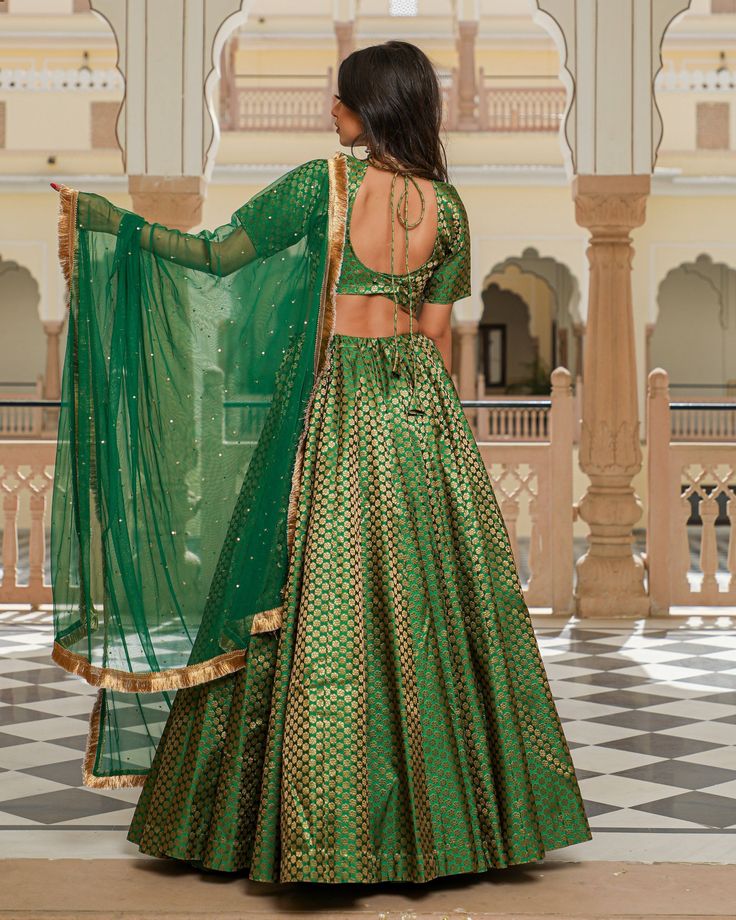 Beautiful Leafy Green Lehenga Set - www.riafashions.com Green Lehenga Choli, India Clothes, Choli Blouse, Lehenga Suit, Lengha Choli, Green Lehenga, Lehenga Online, Designer Party Wear Dresses, Net Dupatta