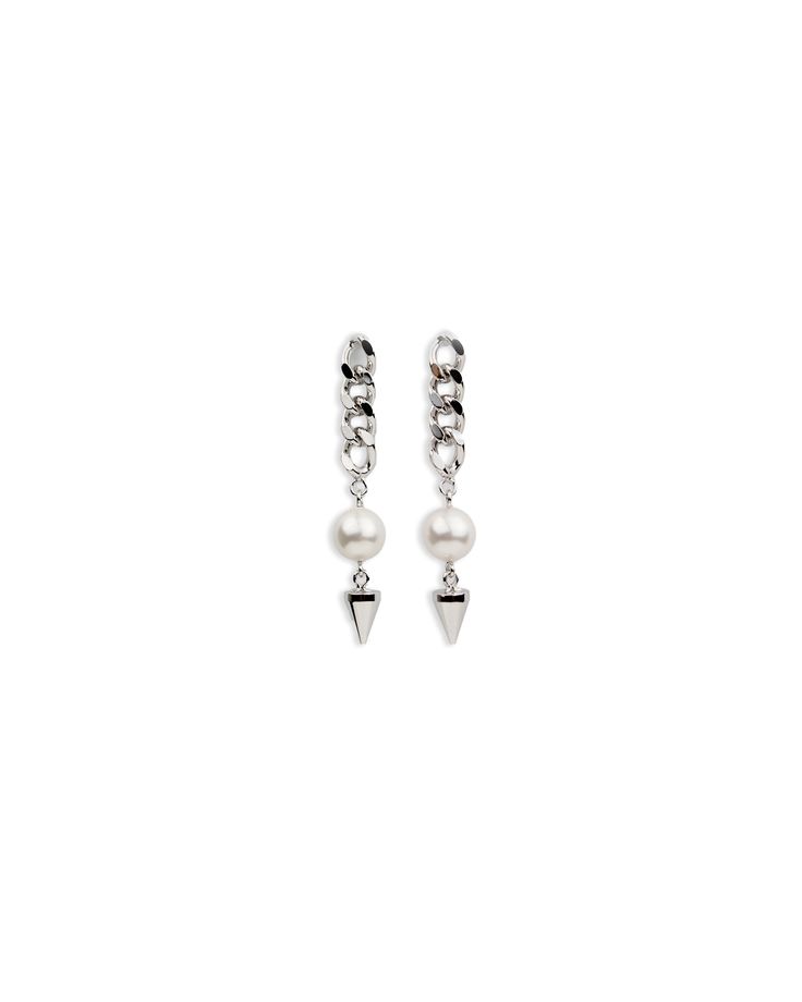 Materials: Rhodium plated brass, Swarovski faux pearl Length: 2.3" / 5.8cm Made in NYC RR077-02 Hair Jewels, Cuff Rings, Rhodium Plated, Faux Pearl, Anklets, Necklaces Bracelets, Ear Cuff, Plating, Brass