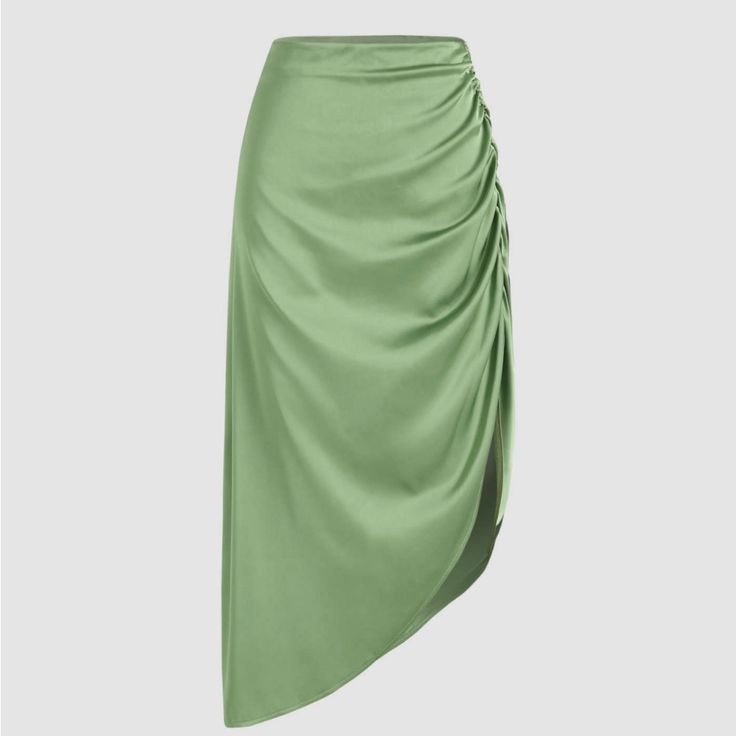 This Skirt Was Never Worn, Needs To Be Ironed. Super Cute. Zipper Is Located On The Side. Green Fashion Outfits, Long Tight Skirt, Green Satin Skirt, Elegant Midi Skirt, Classy Skirts, Big Box Braids Hairstyles, Best Friend Outfits, Green Mermaid, Fancy Dresses Long