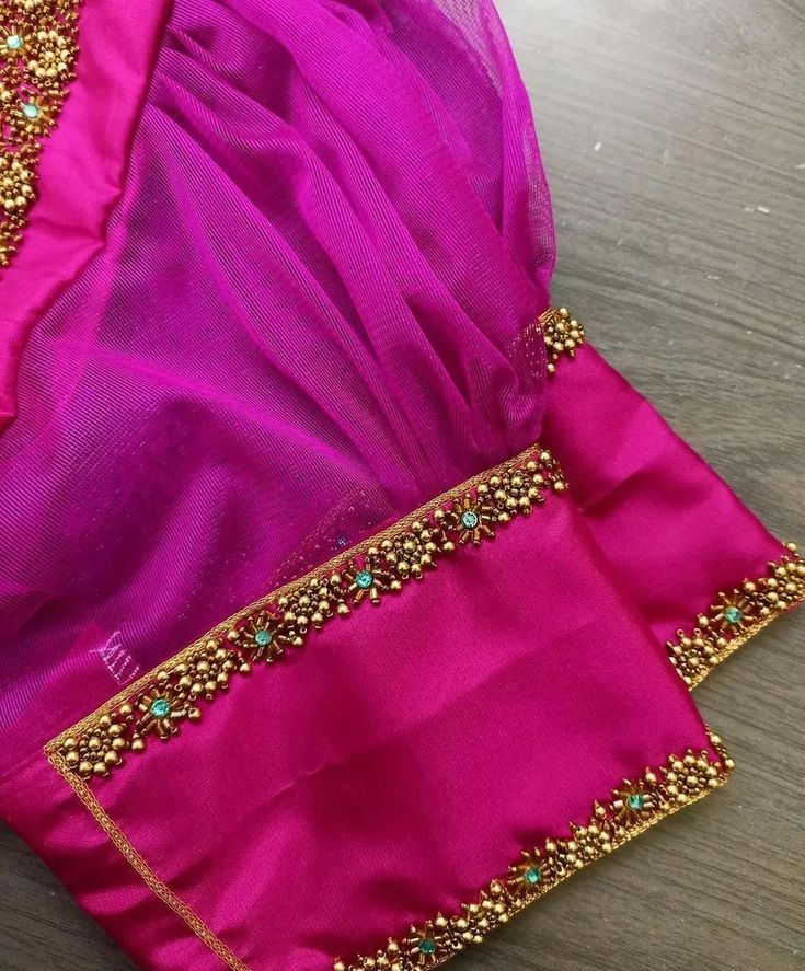 Blouse Maggam Work, Netted Blouse Designs, Cotton Blouse Design, Maggam Work Blouse, Latest Blouse Designs Pattern, Wedding Saree Blouse, Wedding Saree Blouse Designs, Latest Model Blouse Designs, Blouse Design Images