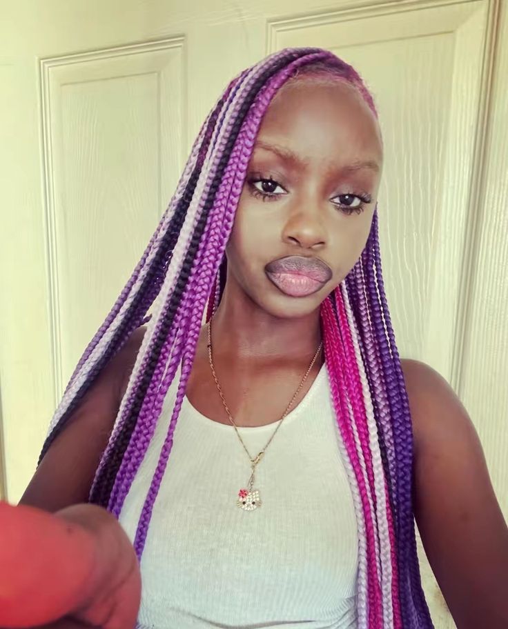 Braids Blackgirl, Purple Box Braids, Quick Natural Hair Styles, Braided Hairstyles For Teens, Cute Braided Hairstyles, Dyed Hair Inspiration, Quick Braided Hairstyles, Cute Box Braids Hairstyles, Protective Hairstyles Braids