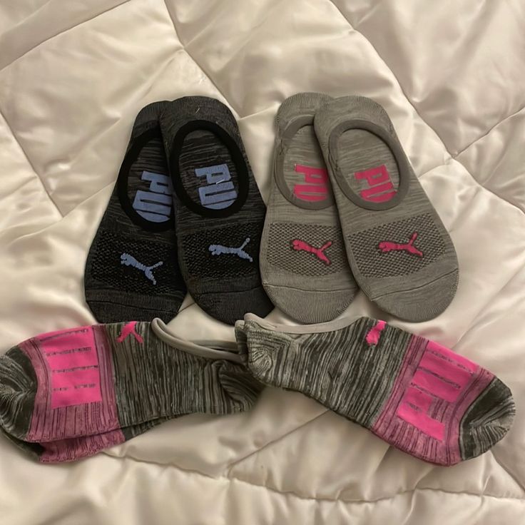 Nwt Puma Socks Casual Gray Sports Socks, Comfortable Sports Socks For Spring, Casual Sports Socks For Spring, Sporty Pink Sports Socks, Sporty Pink Socks For Sports, Comfortable Workout Socks, Pink Casual Sports Socks, Pink Breathable Workout Socks, Breathable Pink Workout Socks