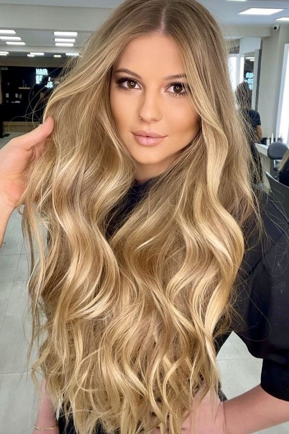 Warm Golden Blonde Hair, Golden Hair Color, Golden Blonde Hair Color, Warm Blonde Hair, Balayage Long Hair, Golden Blonde Hair, Dark Roots Blonde Hair, Honey Blonde Hair, Blonde Hair Inspiration