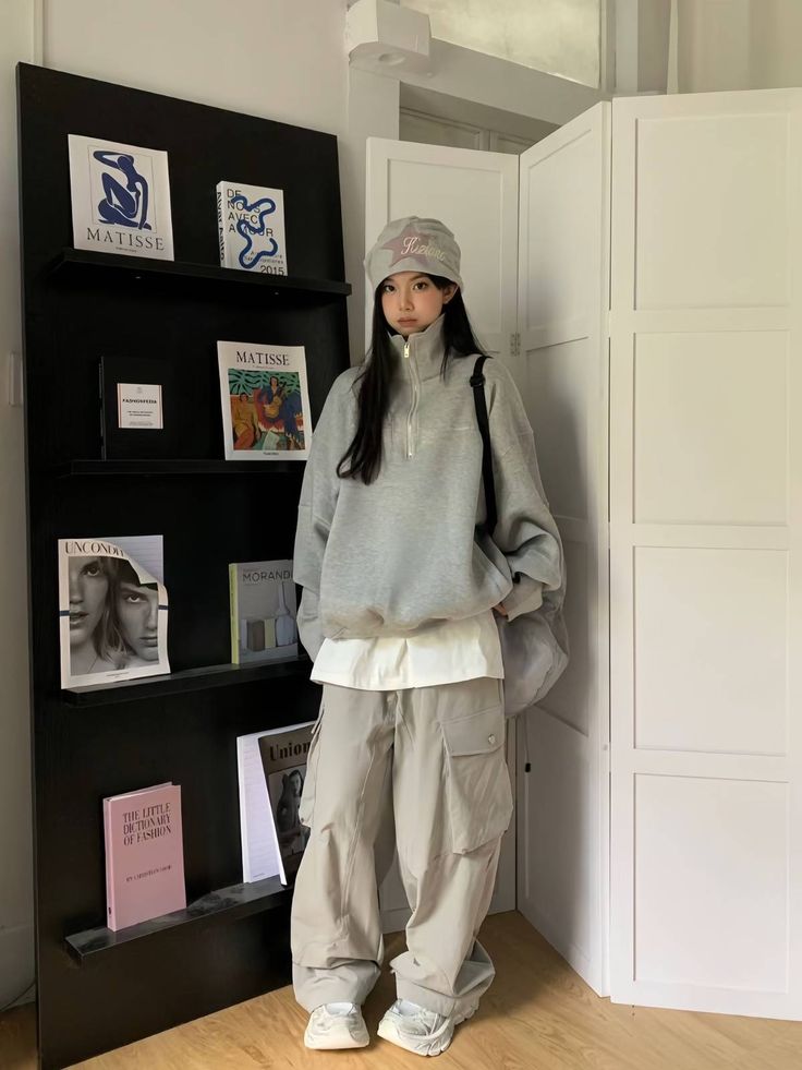 Gray Hoodie Outfit, Oversized Hoodie Outfit, Hoodies Outfit, Korean Winter Outfits, Baggy Outfit Ideas, Oversize Outfit, Beanie Outfit, Outfit Oversize, Mode Zara