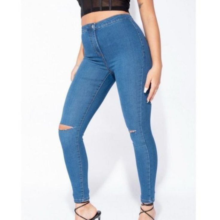 Blue High Waist Knee Ripped Distressed Skinny Denim Jeggings High Waist Ripped Distressed Length Is 38 Inches For Size Small & Size 4 74% Cotton, 24% Polyester, 2% Elastane Available In Grey, White, Black And Acid Wash Sretches Size Xs = 0-2 Size M = 6-8 Model Is Wearing Size S If You Have Any Questions, Please Let Me Know Thank You For Stopping By My Boutique To Read Reviews; Go To My Boutique Page By Clicking On My Username, Then Click On About And Then Scroll To Received Love Notes Skinny Jea Trendy High Waist Denim Blue Jeggings, High Rise Stretch Ripped Pants, Trendy High Rise Denim Jeggings, Blue High Waist Jeans With Zipper Closure, Stretch High Waist Jeans With Zipper Closure, Trendy High Rise Blue Jeggings, High Rise Ripped Stretch Pants, Ripped Stretch Jeggings For Spring, High Waist Denim Jeggings For Spring