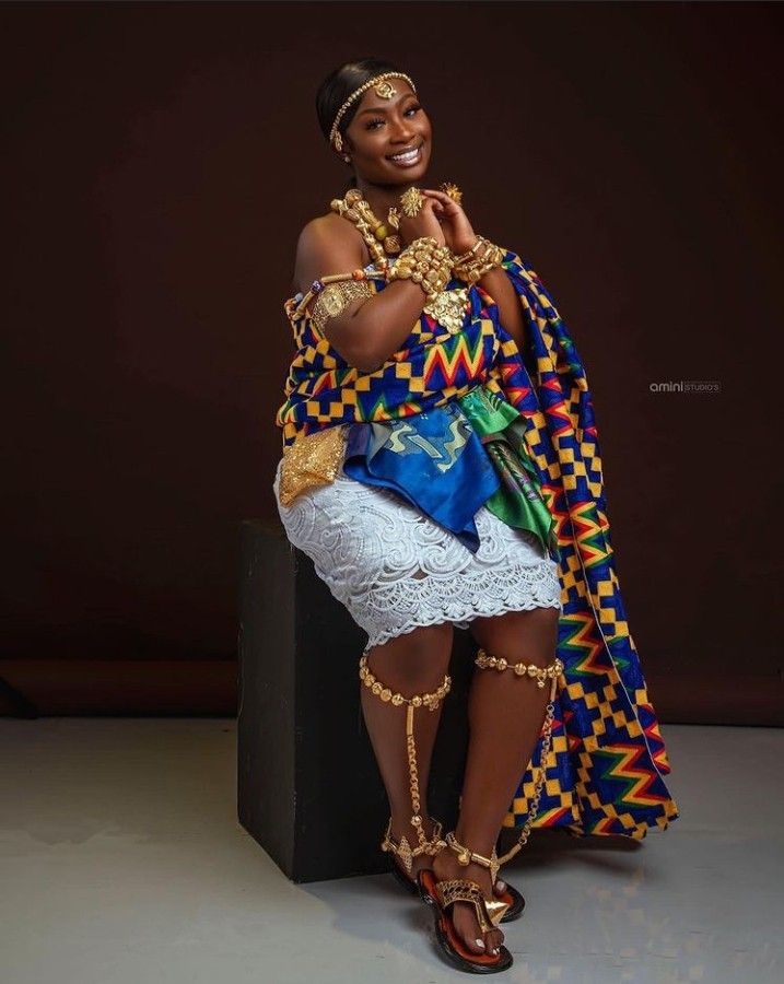 Ghanian Traditional Attire, Ashanti Wedding Ghana, Akan Traditional Wedding, Swahili Traditional Attire, Ghana Cultural Wear, Akan Traditional Wear, Ashanti Traditional Wedding, Bayelsa Traditional Attire, Ghanian Traditional Wear