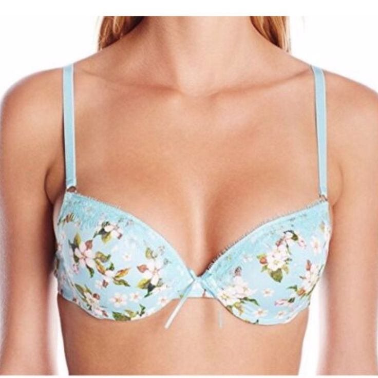 Nwt Rosapois Blue Floral Print Padded Underwire Push-Up Bra - 34c Bra Is Brand New With Tags Attached And Comes From A Smoke Free And A Pet Free Home. Bra Has Adjustable Shoulder Straps. Please Note - The First 2 Images Are Stock Photos, All Others Are Of The Actual Item Being Sold. Spring Padded Bras, Spring Underwire Bra With Padded Cups, Spring Padded Underwire Bra, Spring Padded Fitted Bra, Spring Fitted Padded Bra, Spring Season Fitted Padded Bra, Underwire Bra Partially Lined For Spring, Partially Lined Underwire Bra For Spring, Spring Underwire Partially Lined Bra