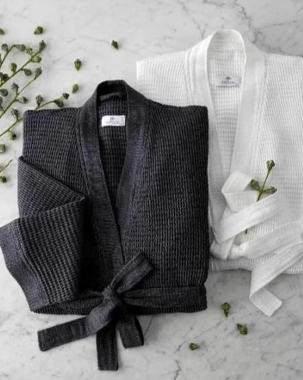 Destined to become your favorite after shower or spa robe. So soft and comfortable! Oversized fit for both men and women. Perfect as a his and her gift! Available in Anthracite Gray or White. Allow 2-3 weeks for monogramming. Prices below include the monogram. Luxury Robes, Waffle Fabric, 자수 디자인, Towel Collection, Fine Linens, Waffle Weave, Bath Towel, Oversized Fits, Bath Towels