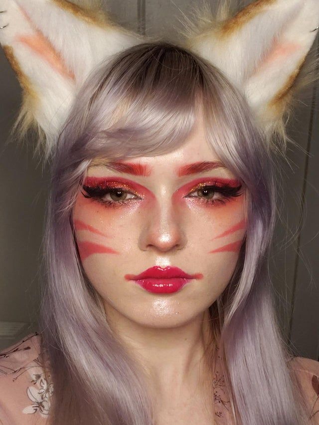 Chill Place, Cosplay Makeup Tutorial, Fox Makeup, Anime Eye Makeup, Anime Cosplay Makeup, Halloween Makeup Ideas, Anime Makeup, Face Art Makeup, Halloween Makeup Easy